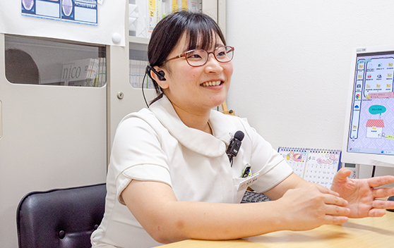 受付・歯科助手の仕事の様子